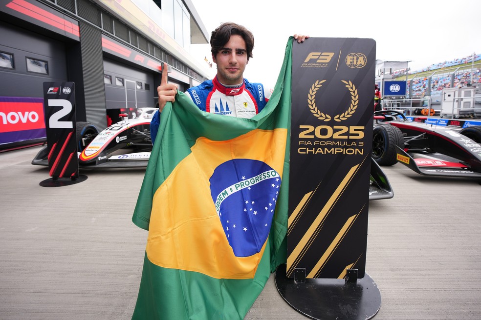 Rafael Câmara foi campeão da Fórmula 3 na temporada 2025 — Foto: Malcolm Griffiths/F1 via Getty Images