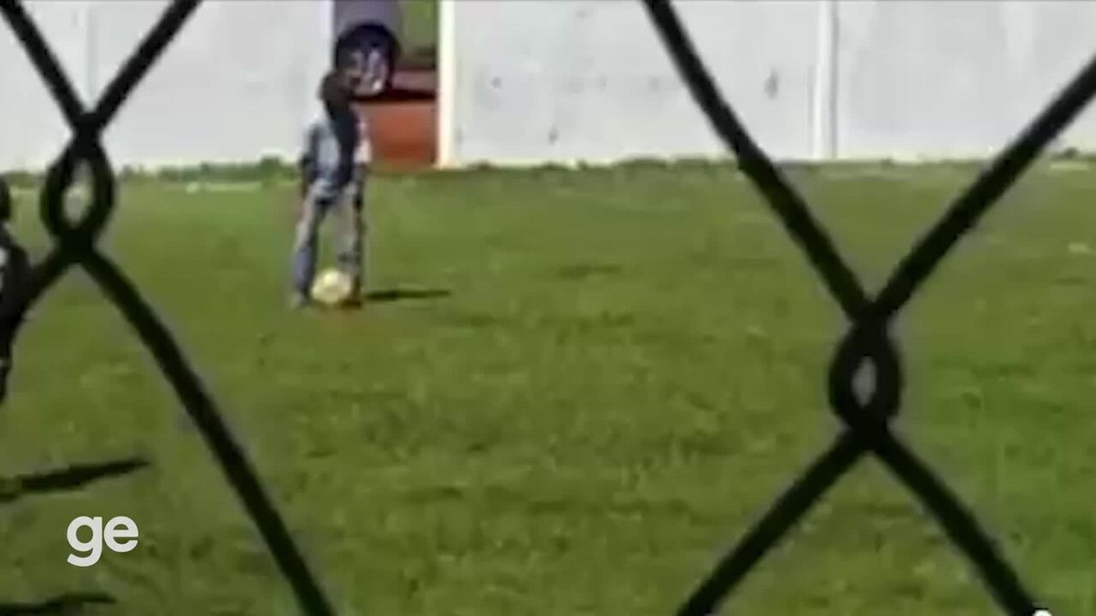 Fábrica de pontas do Grêmio forjou Alysson após vídeo em pelada aos nove anos; veja