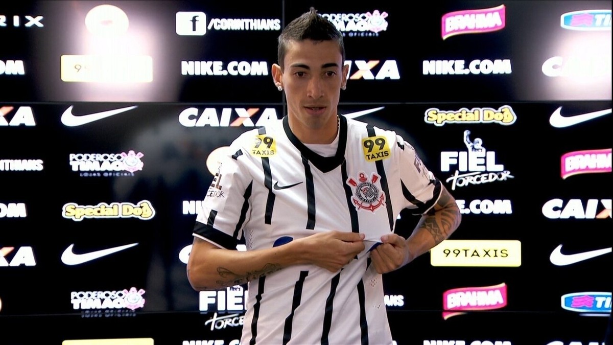 O entregador de pizza que virou campeão brasileiro: Rildo relembra drama no Corinthians e sonha receber atrasados do Vasco