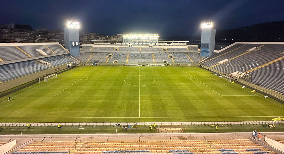 Arena Barueri é o palco do Grupo 24 da Copinha — Foto: Emilio Botta