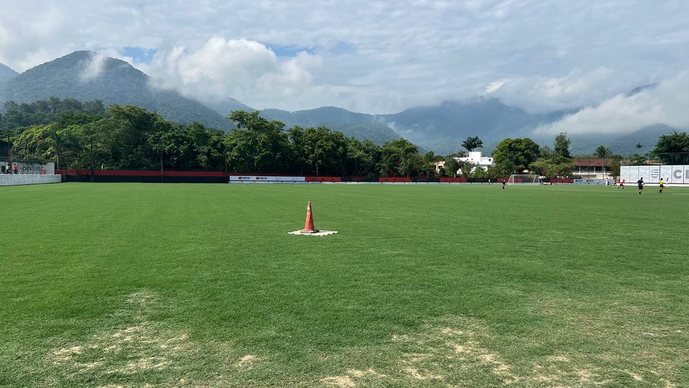 Campo 4 do Ninho do Urubu, CT do Flamengo — Foto: Letícia Marques