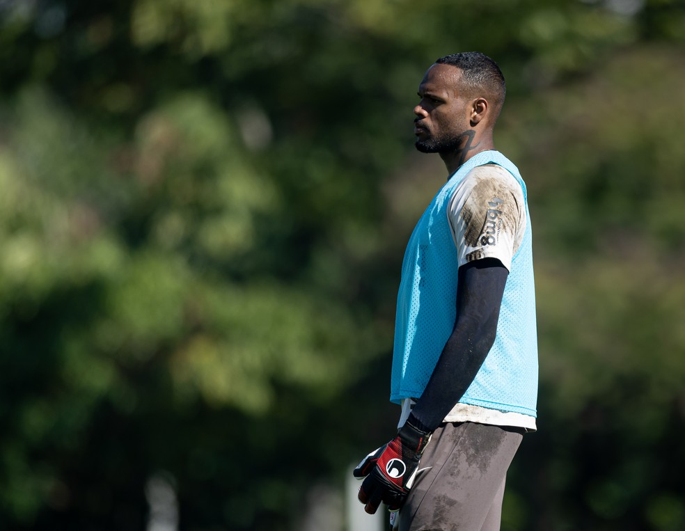 Carlos Miguel tem treinado normalmente no Corinthians — Foto: Rodrigo Coca/Ag. Corinthians