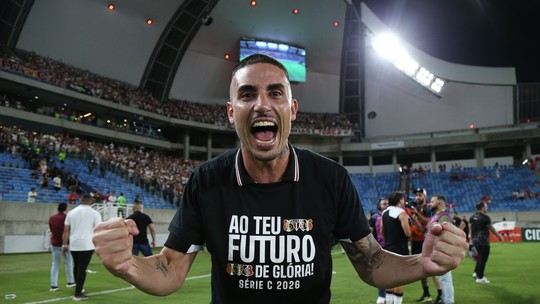 Thiago Galhardo consegue rescisão e não é mais jogador do Santa Cruz 