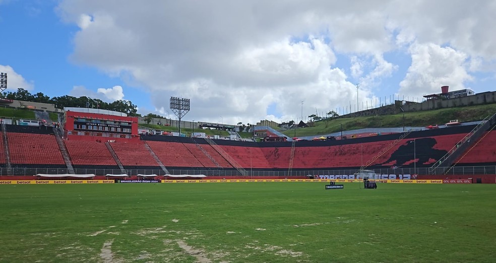 Barradão será palco de Vitória x Criciúma, no dia 7 de julho — Foto: Renan Pinheiro