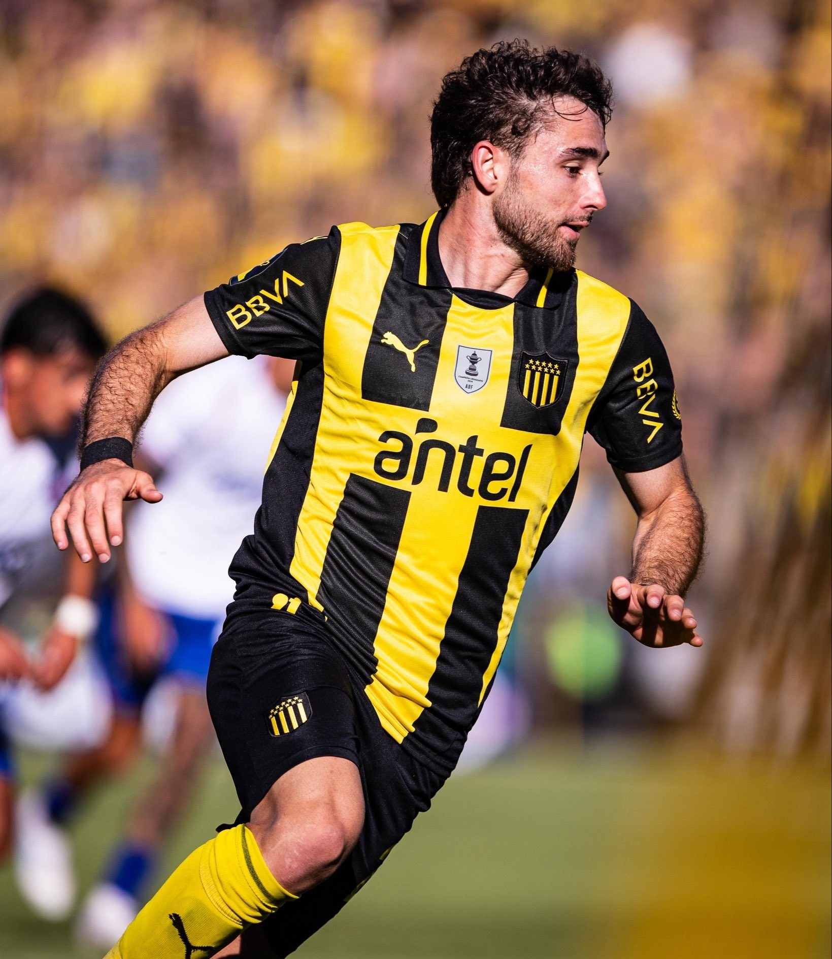 Corinthians mira lateral que, em 2025, roubou o dobro de bolas de Matheuzinho; saiba mais!