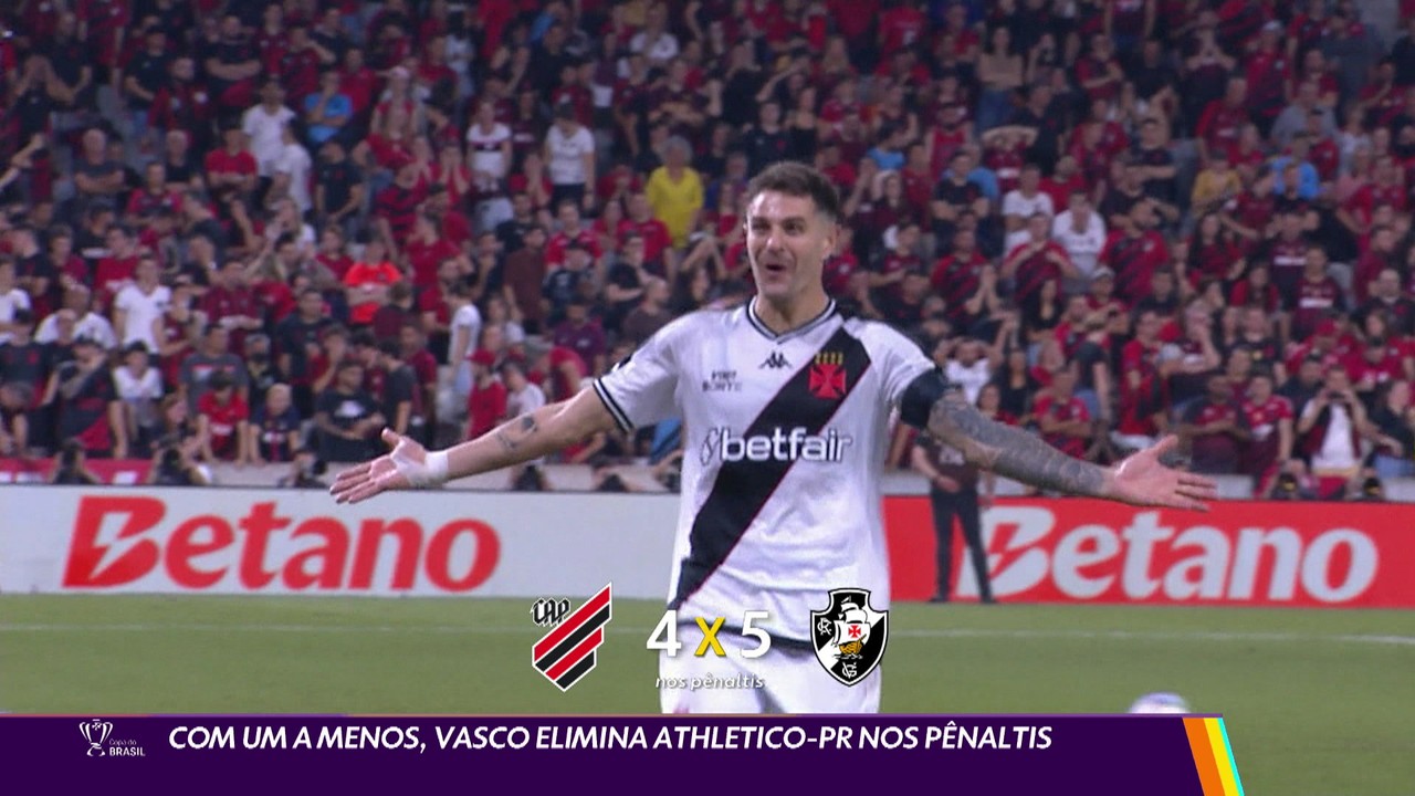 Com um a menos, Vasco elimina Athletico-PR nos pênaltis