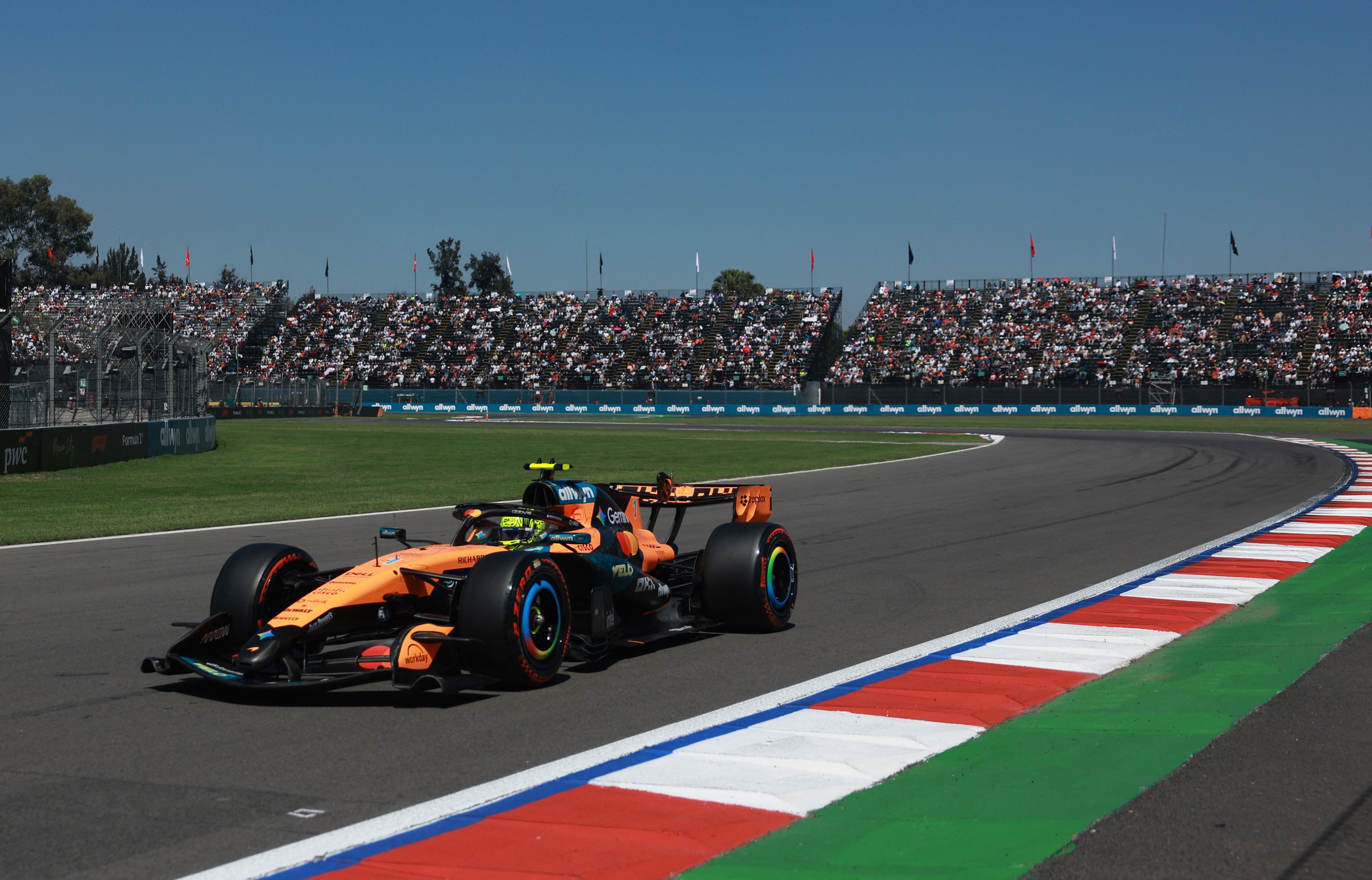GP do México: Norris lidera 3º treino por um milésimo