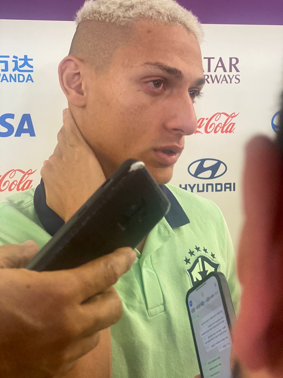 Não estou na seleção porque fico de gracinha, diz Richarlison