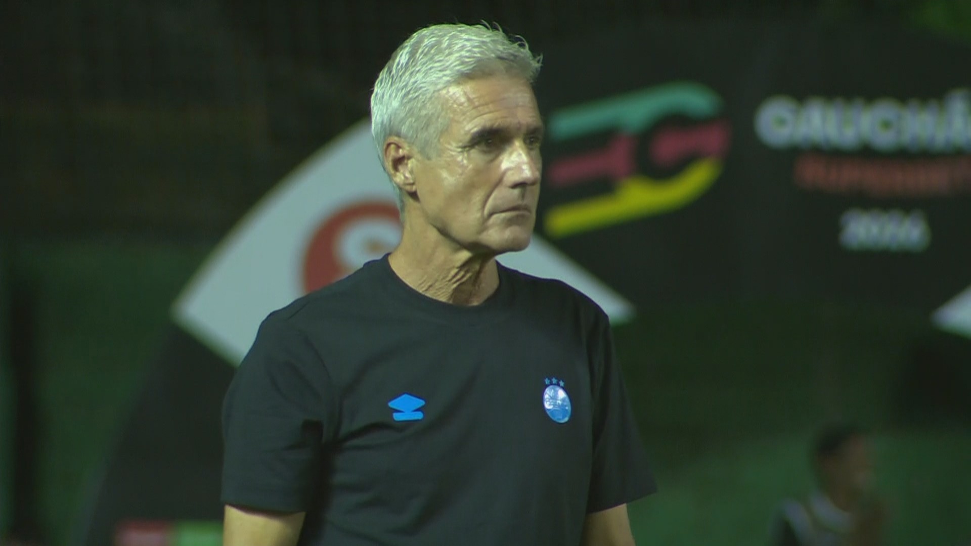 Calma é essencial: Luís Castro justifica escolha baseada na qualidade no Grêmio