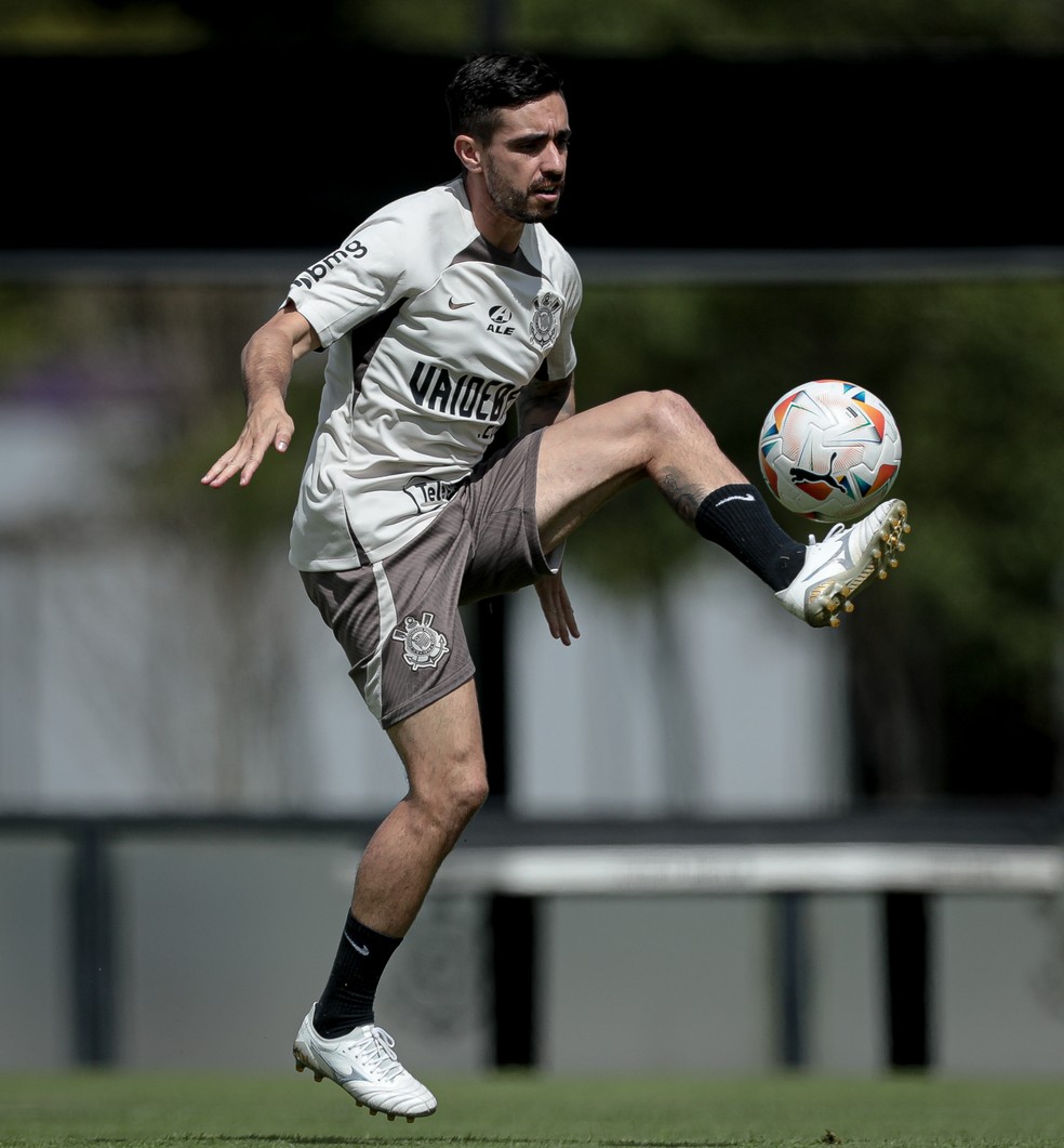 Igor Coronado tenta retornar ao time na partida de terça-feira — Foto: Rodrigo Coca/Agência Corinthians