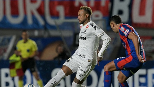 Neymar em San Lorenzo x Santos