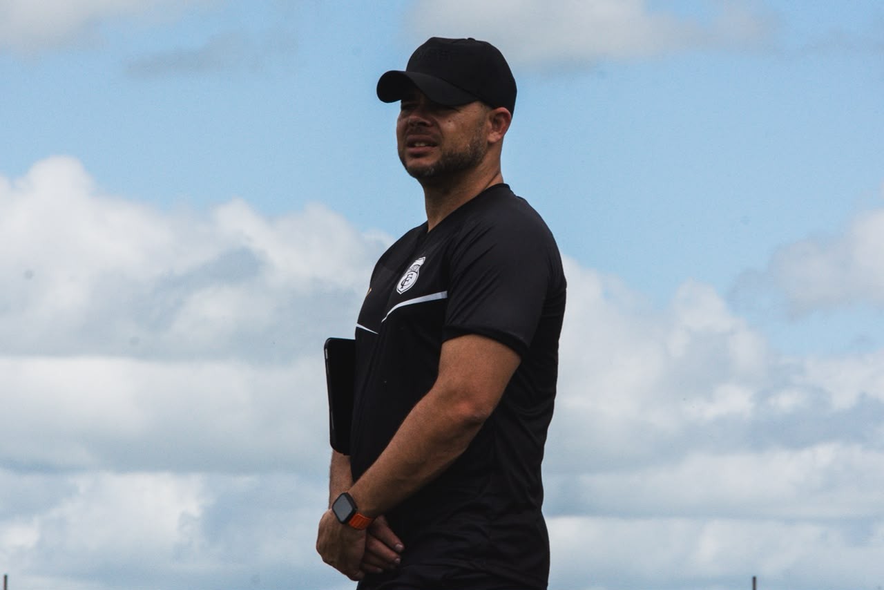 Adriano Souza retorna da Europa e alinha detalhes para início da pré-temporada do Treze