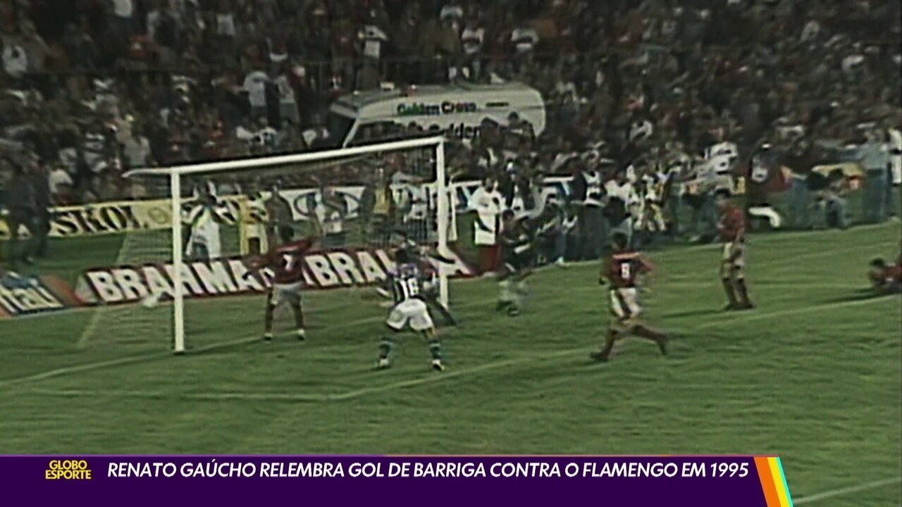 Renato Gaúcho reflete sobre idolatria no Fluminense e Flamengo durante entrevista.