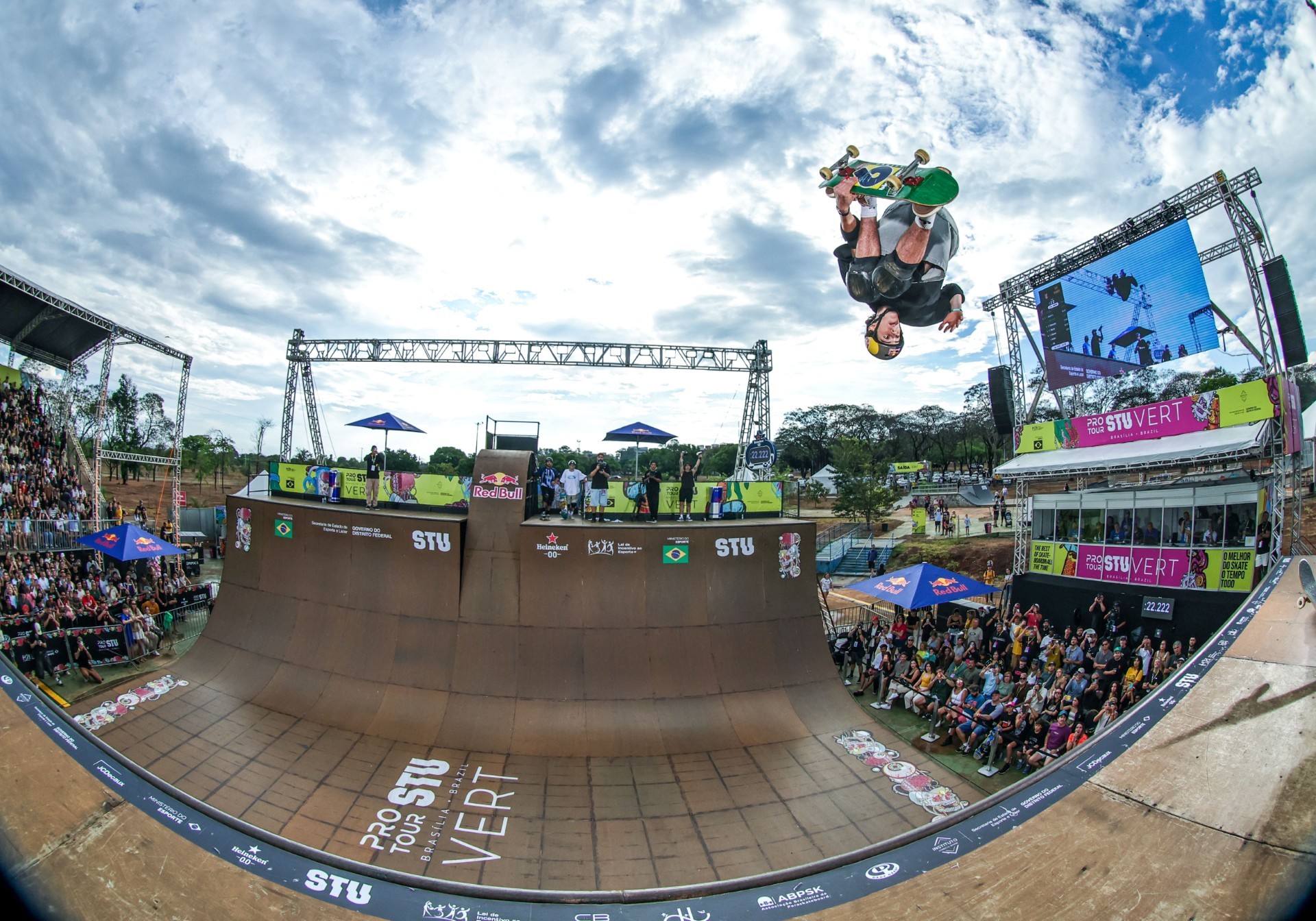 Gui Khury faz história no VERT e conquista etapa do STU Pro Tour em Brasília