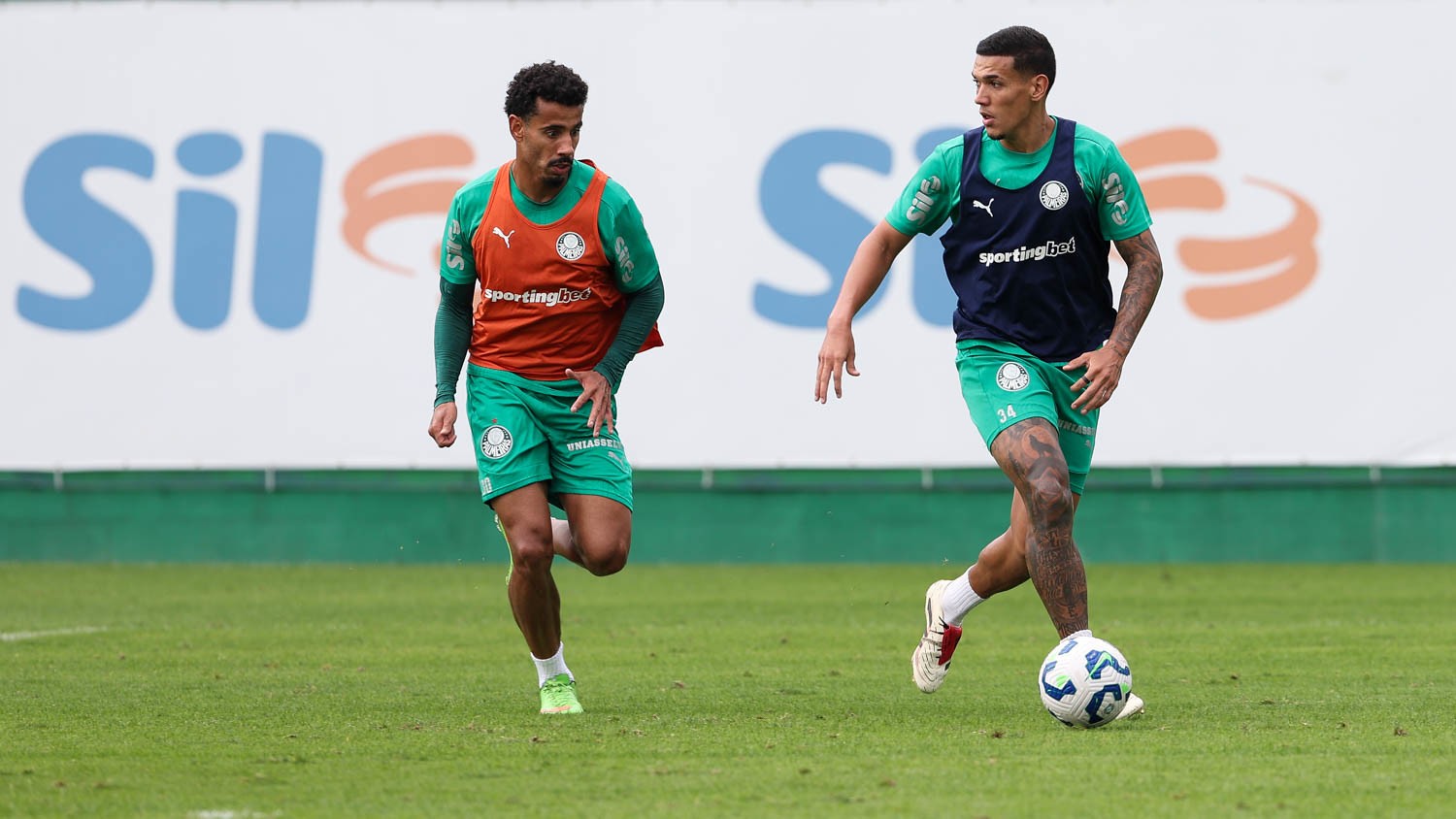Palmeiras encaminha transferência de Mateus e Naves para Portugal