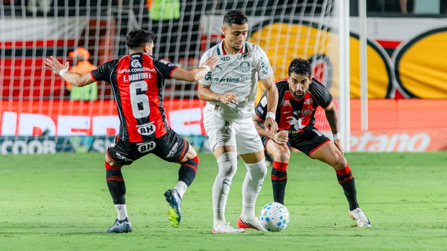 Andreas Pereira em Vitória x Palmeiras