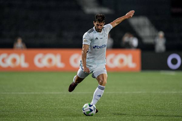 No Cruzeiro, Lucas Silva revela sondagens, mas garante permanência em 2024