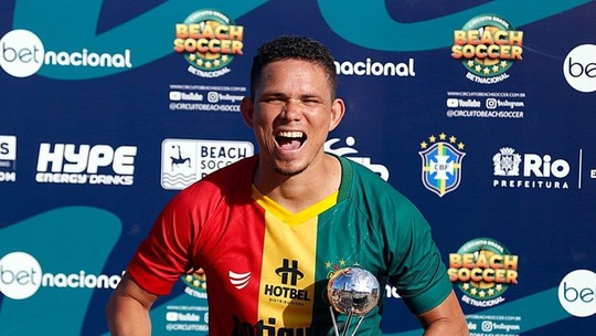 Rei da areia: Hulk é campeão, artilheiro e melhor jogador do Circuito Brasil
