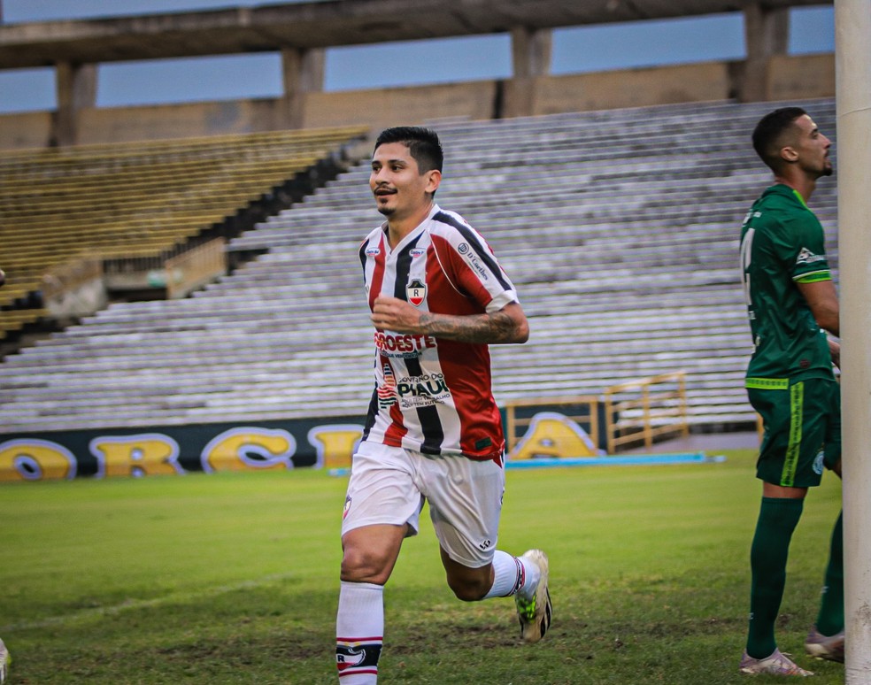 Felipe Pará, meia do River-PI — Foto: Maria Vitória/River A.C.
