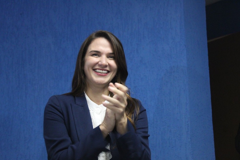 Michelle Ramalho comemorou o acordo selado pelos clubes com a Rede Paraíba para transmissão em TV aberta — Foto: Wellington Faustino / FPF-PB