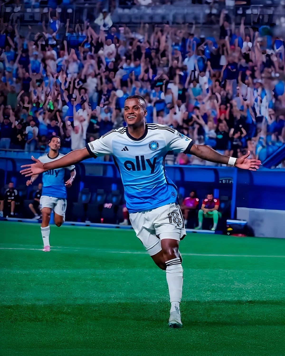Com acordo por Kerwin Vargas, entenda o que falta para o Athletico oficializar atacante