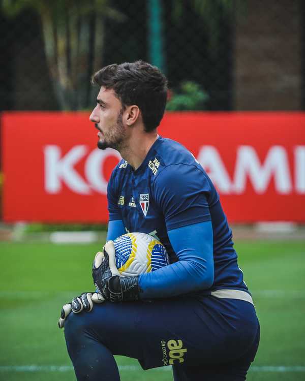 SÃO PAULO EM BUSCA DA VITÓRIA! Reforços chegam para o duelo decisivo contra o Atlético-MG!