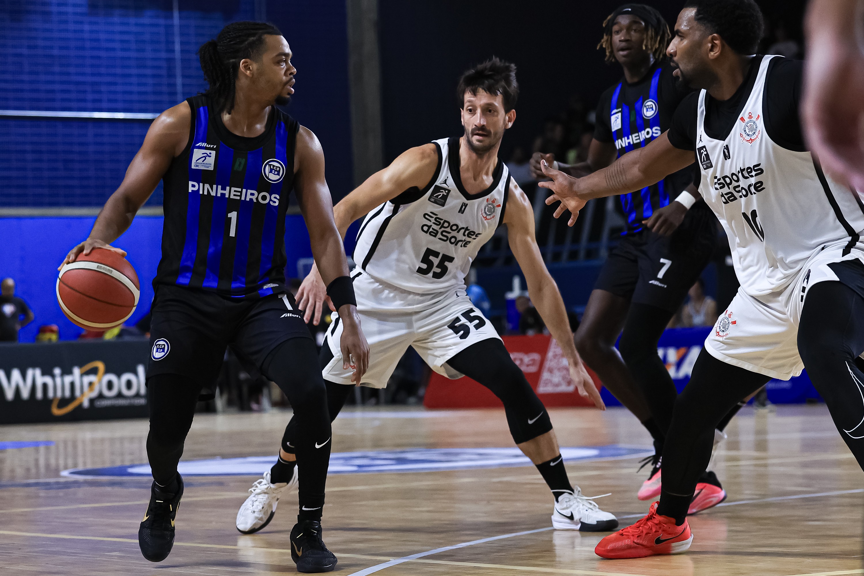 Pinheiros conquista vaga inédito na final do NBB