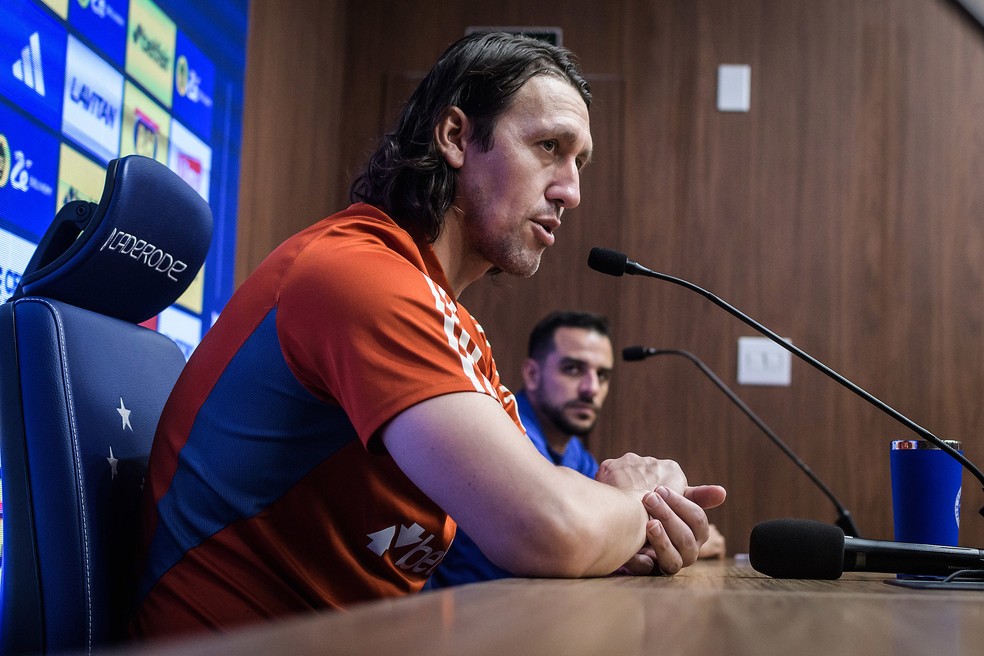 Cássio, goleiro do Cruzeiro, em entrevista coletiva — Foto: Gustavo Aleixo/Cruzeiro