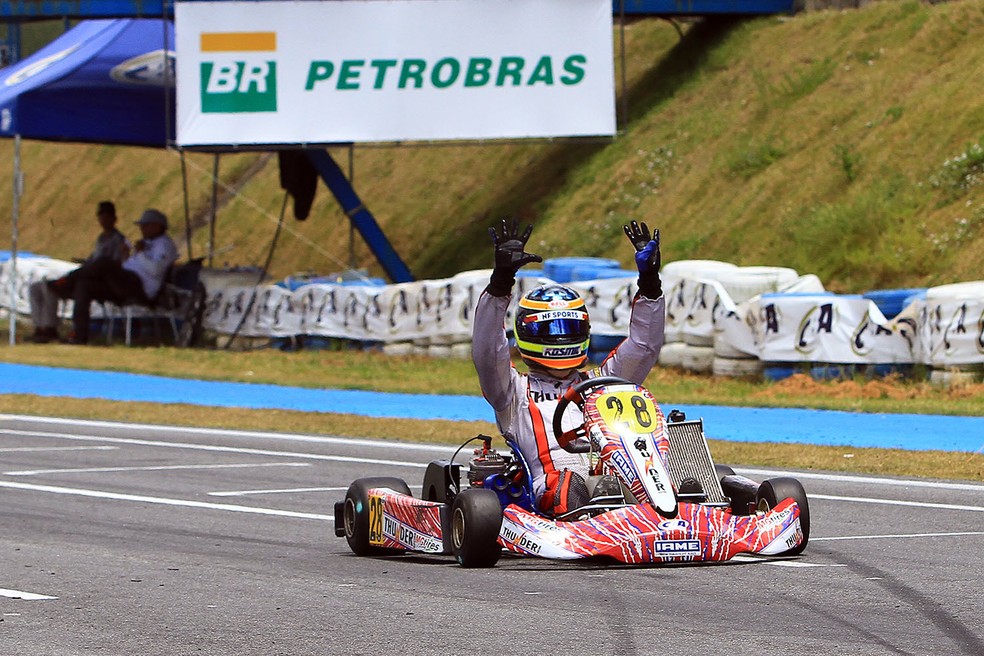 SM Kart Competition comemorou Dia dos Pais em corrida com pais de pilotos