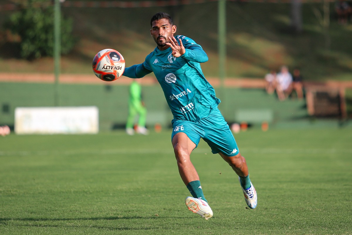 Emerson Barbosa aposta em defesa sólida do Guarani para enfrentar o Noroeste