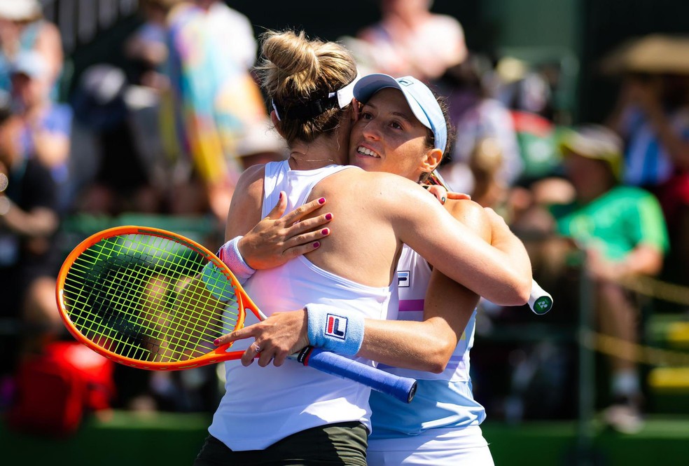 Dupla feminina do Brasil garante vaga na semifinal do tênis