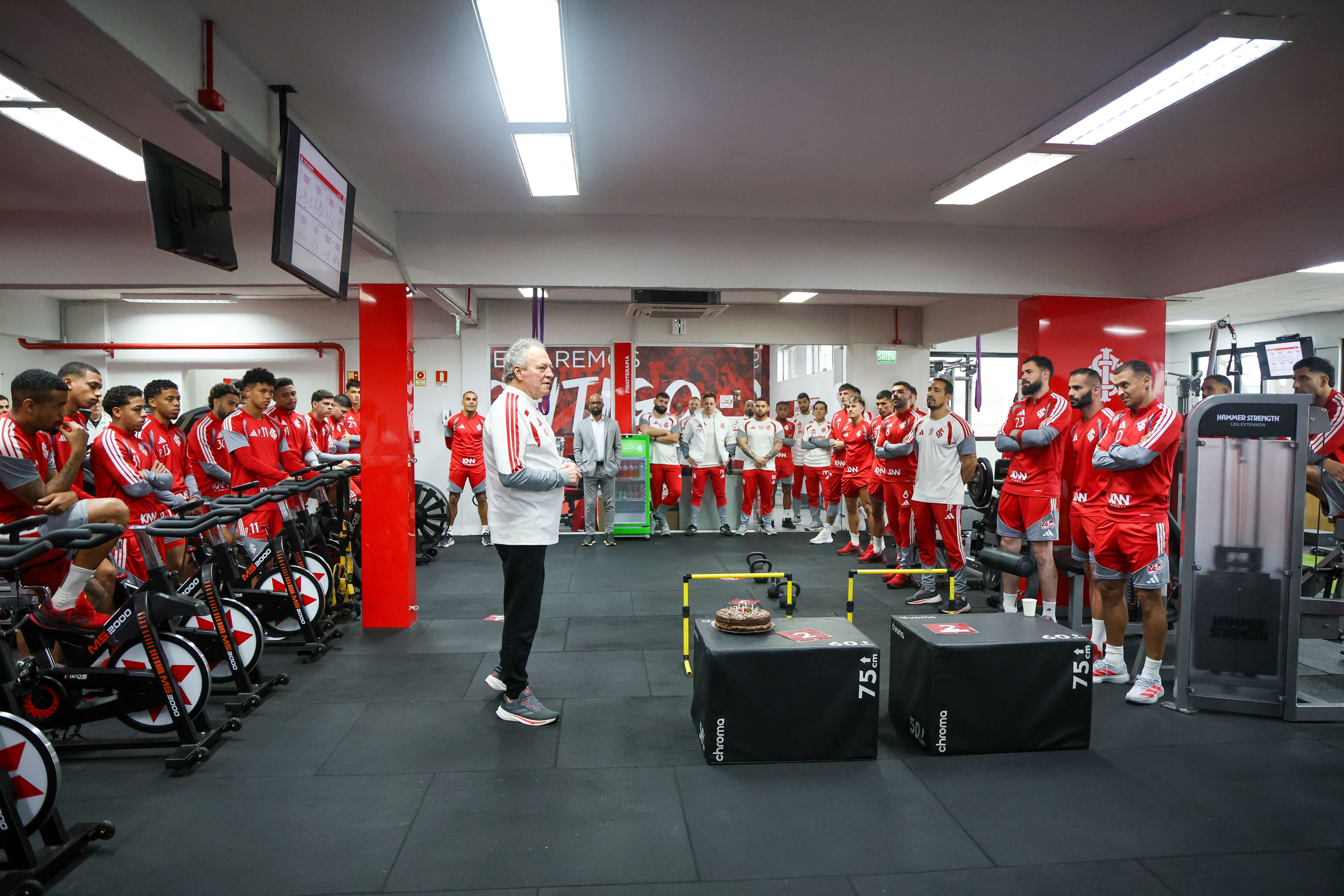 Inter adianta salário, quita parte de dívidas e vai ao Gre-Nal com volta de titulares; veja provável time