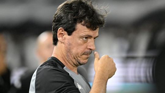 Vasco deve ter desfalques contra o Flamengo? Vote no seu time ideal - Clube tem semana cheia para trabalhar