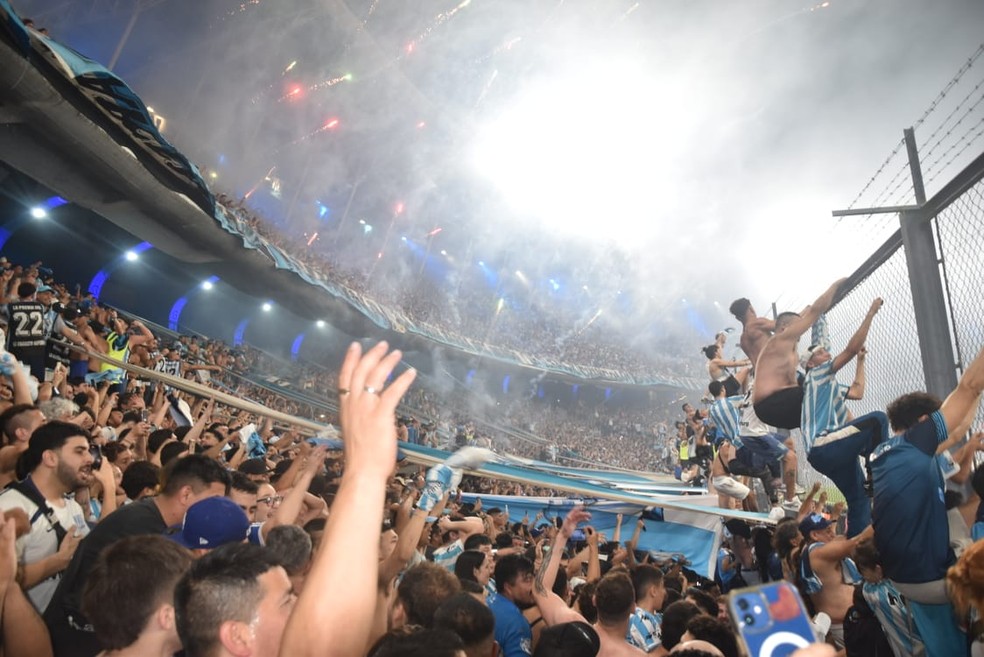 Torcida do Racing no El Cilindro