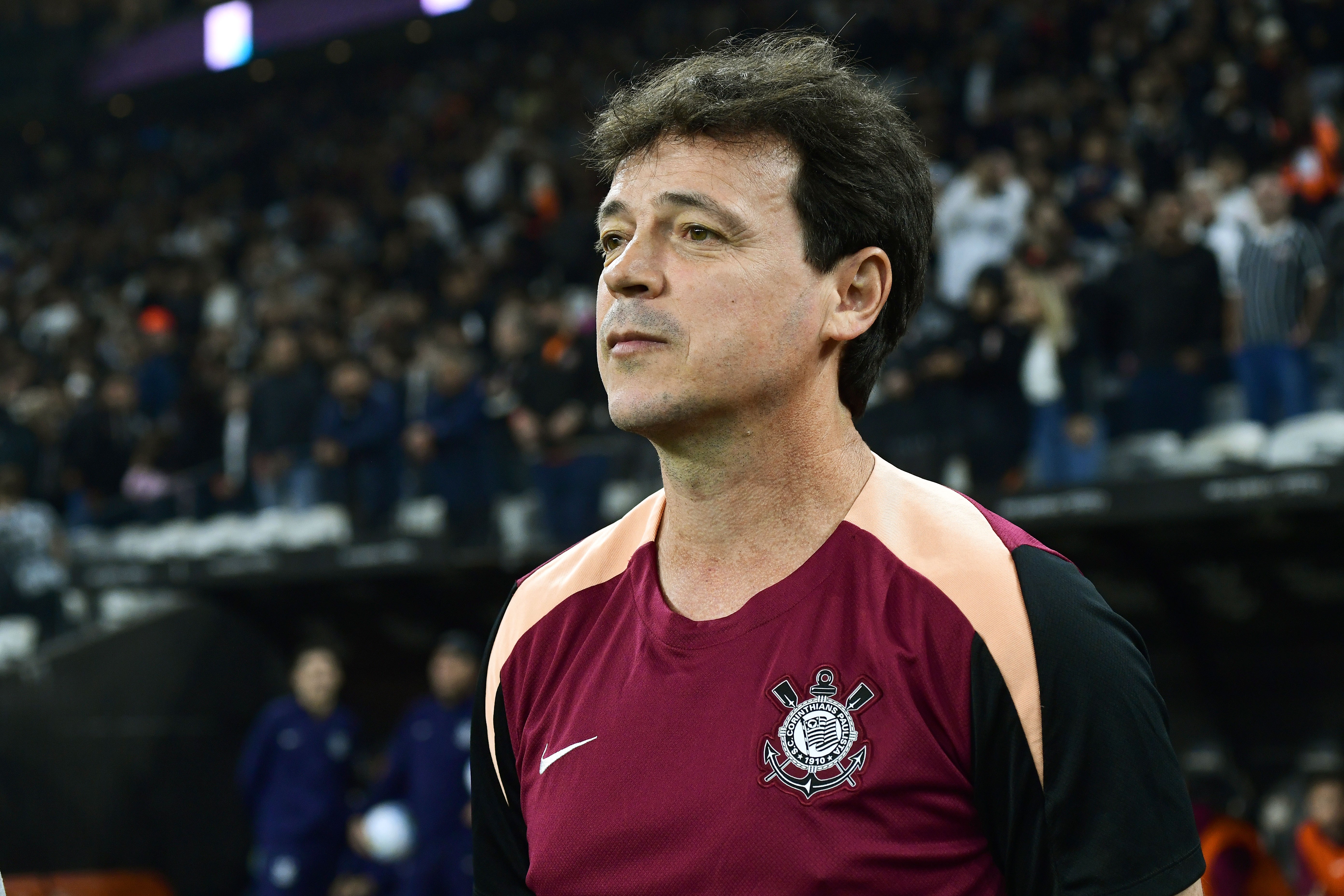 Diniz elogia jogo do Corinthians, mas minimiza efeitos da pausa: "Não existe mágica com 25 dias"
