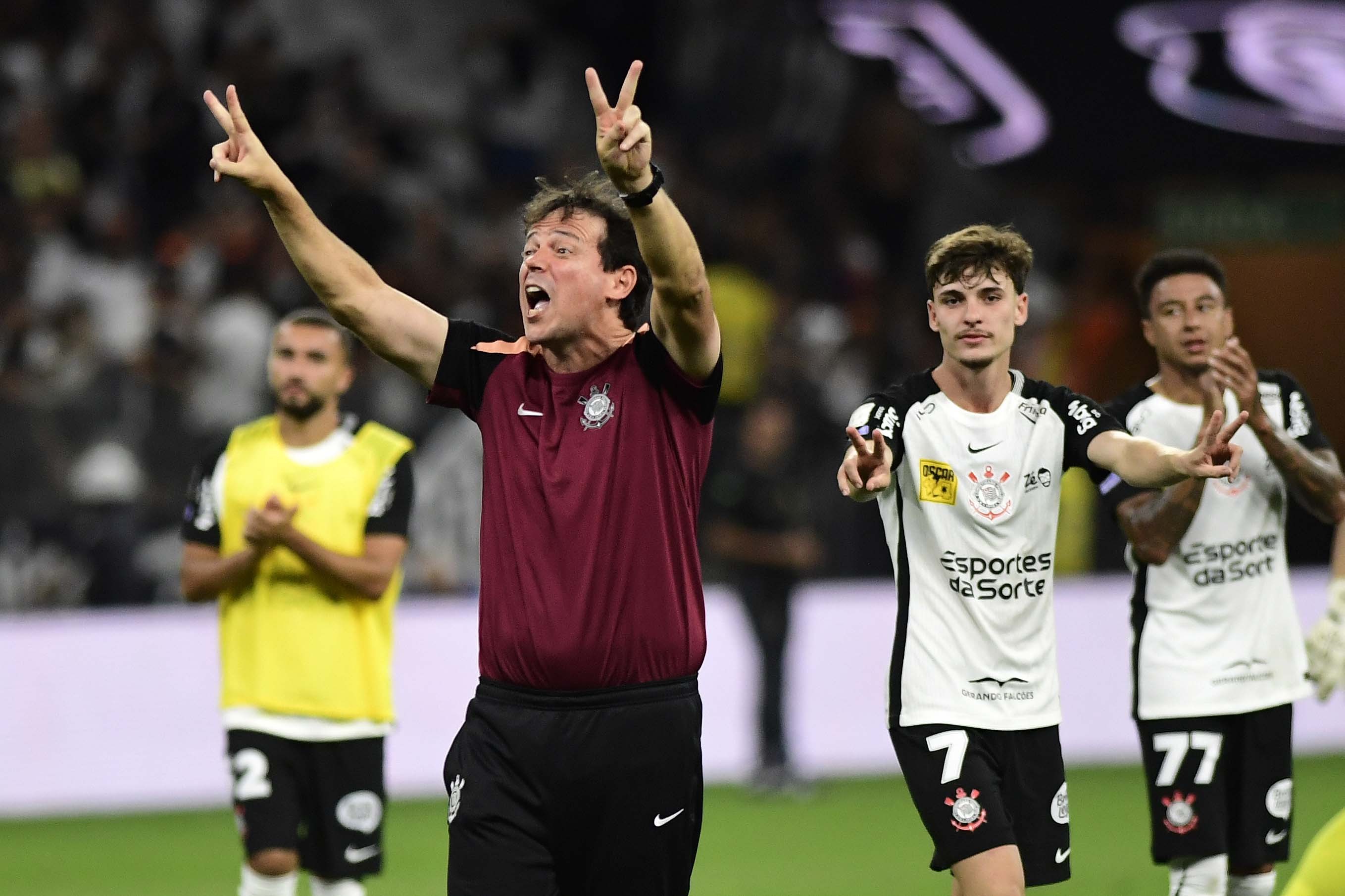 Invicto, Diniz ressalta força mental do Corinthians | Ge