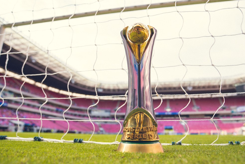 Troféu/Taça Brasileiro Série D — Foto: Fábio Souza/CBF