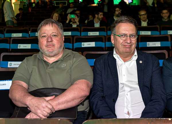 Palmeiras contestará súmula do clássico e Barros critica postura do árbitro.