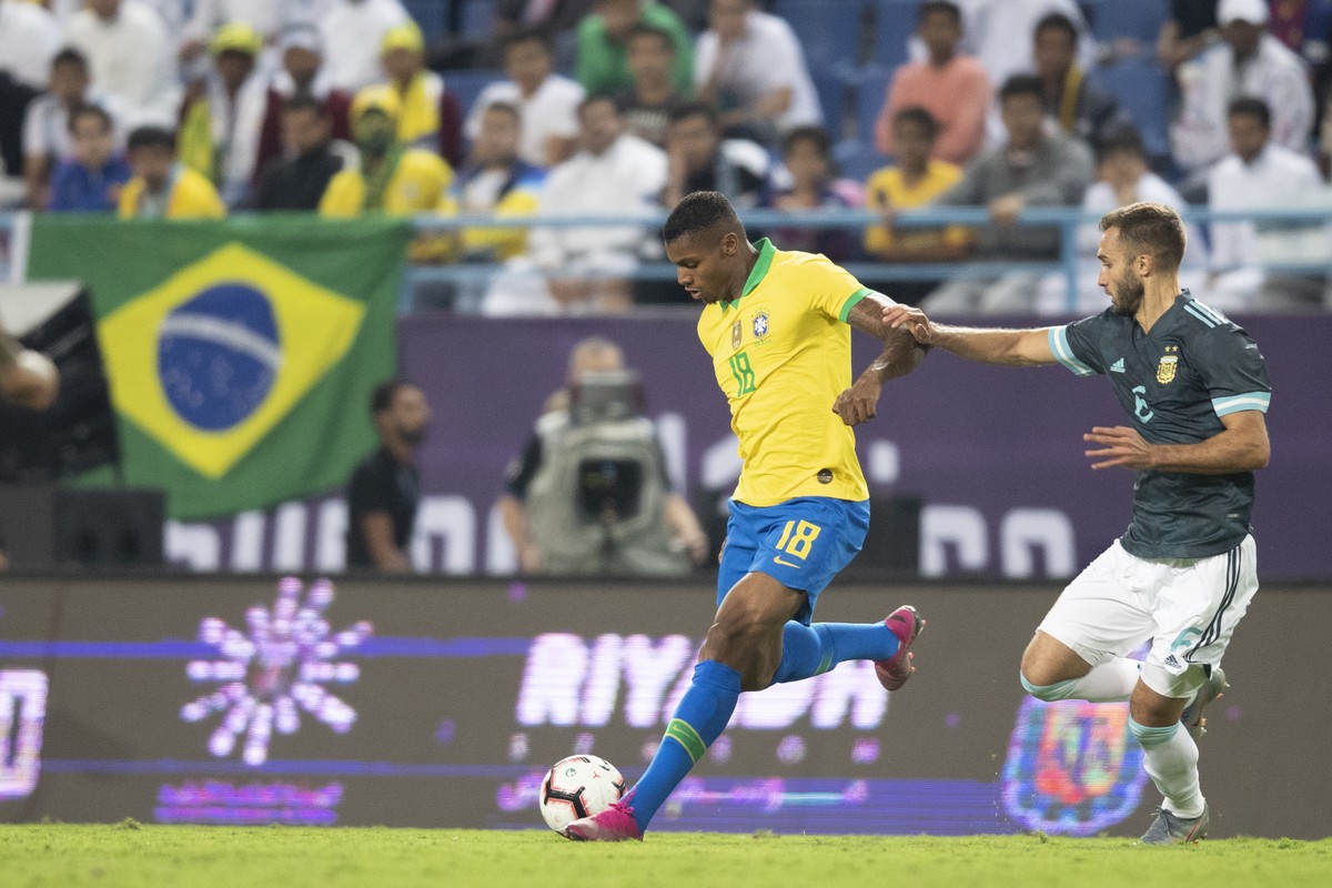 Conheça Wesley Moraes, o novo atacante da Seleção Brasileira - Confederação  Brasileira de Futebol