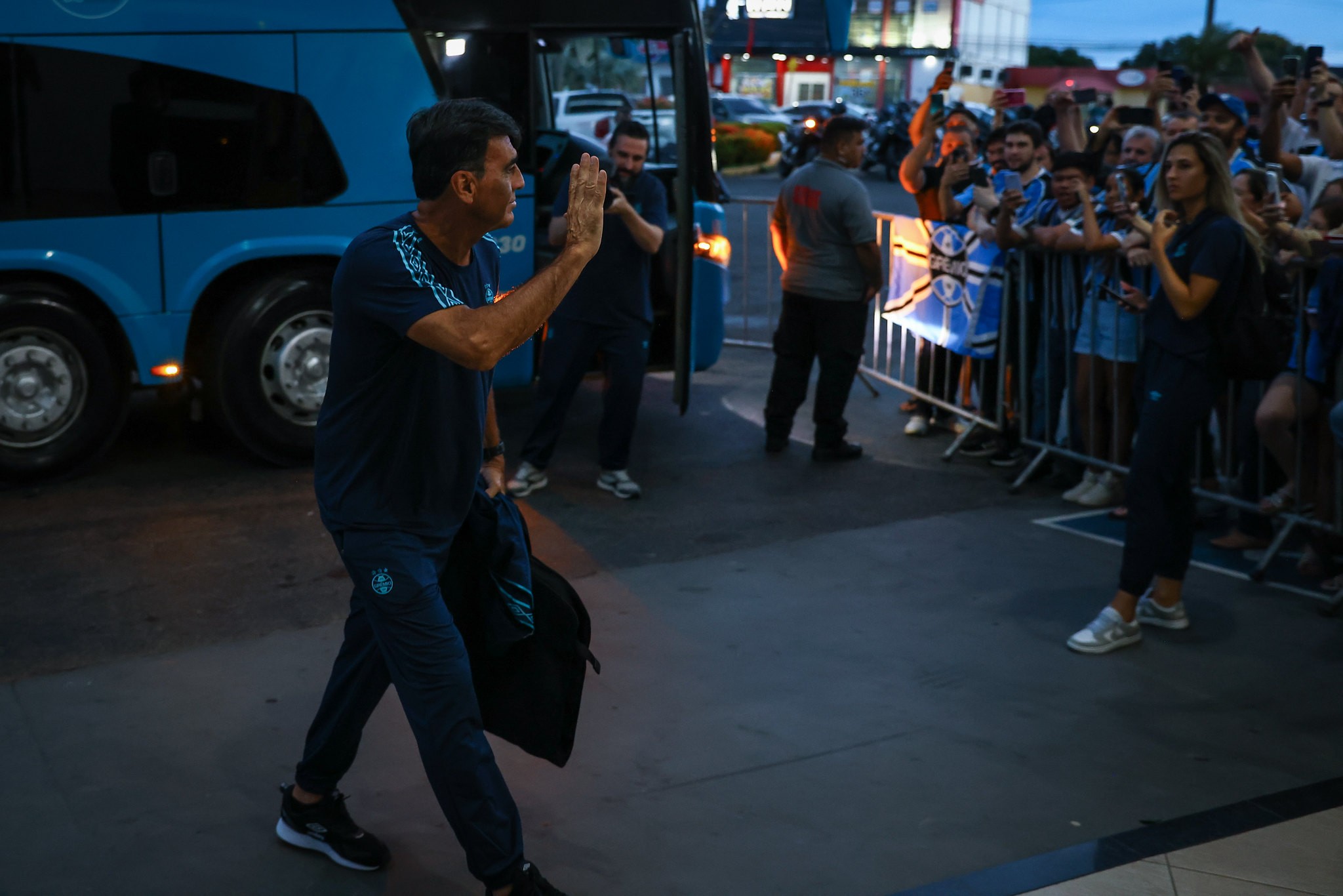 GRÊMIO TEM SEMANA DECISIVA! Estreias e duelos eliminatórios agitam o clube!