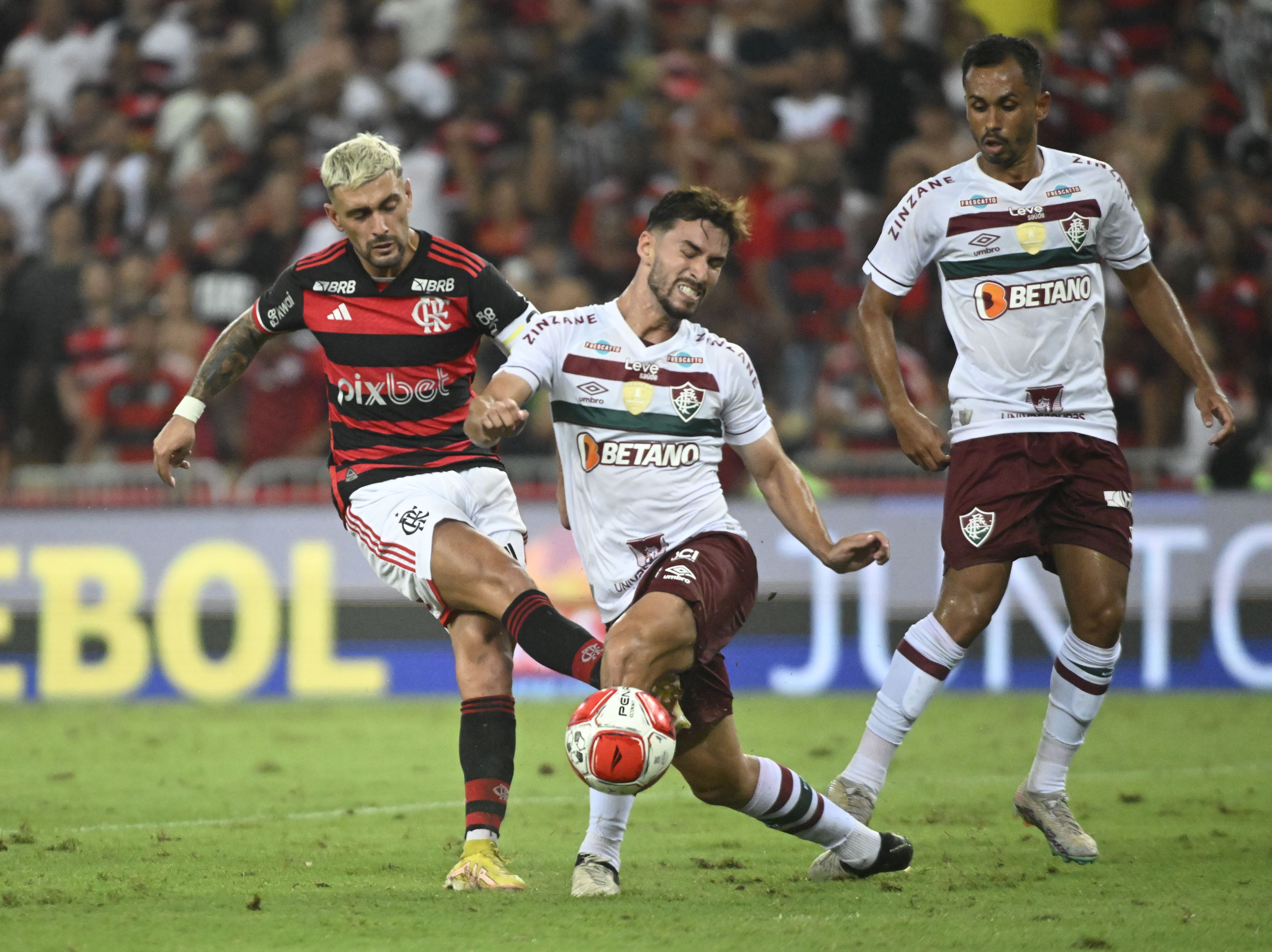 Com estreia do Flamengo na Libertadores no dia 2, final do Carioca será ...