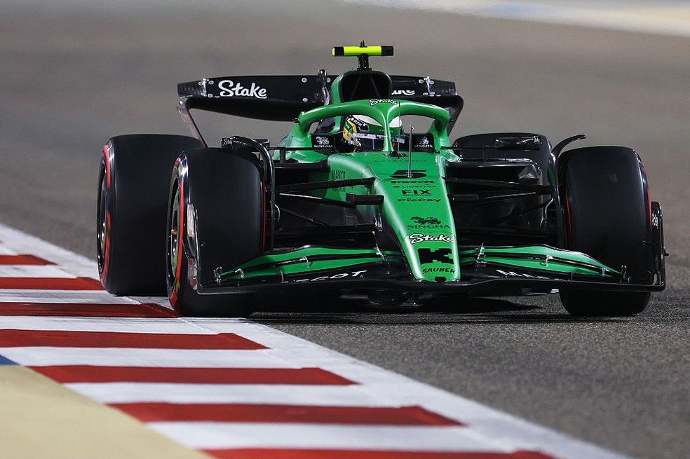 Gabriel Bortoleto vai largar em 18º no GP do Bahrein da F1 2025 — Foto: Clive Rose/Getty Images