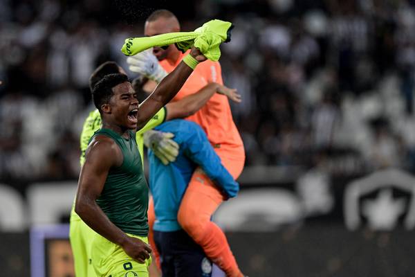 Além do Botafogo: relembre outras viradas históricas do Palmeiras