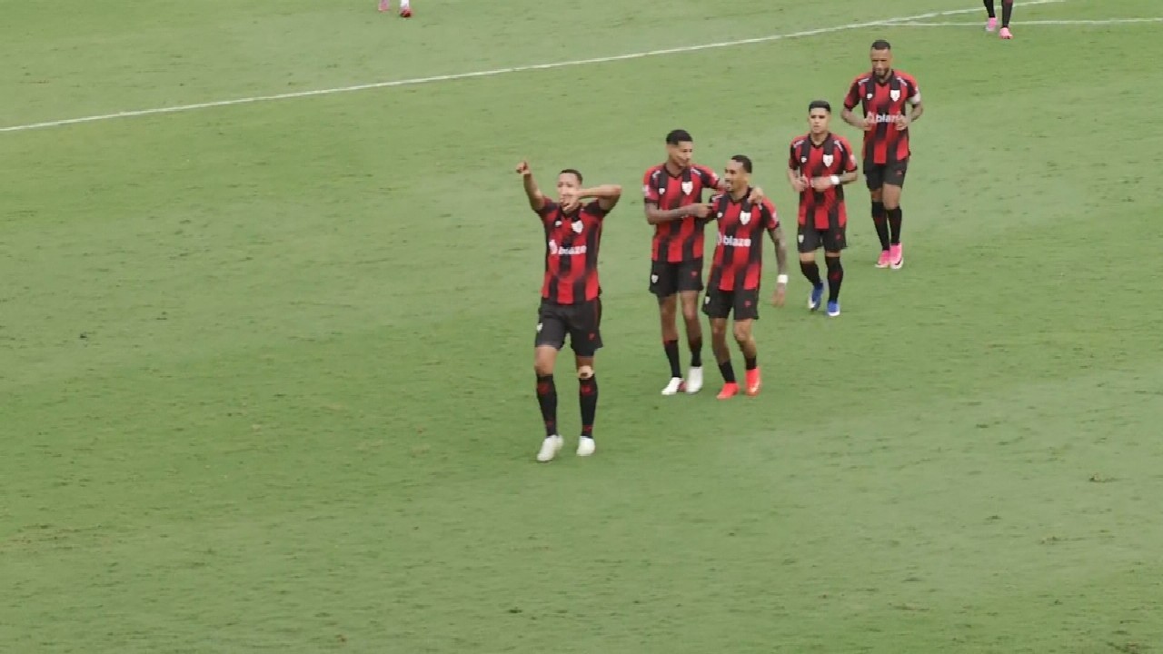 Roger Silva diz que Atlético-GO é time de chegada e não pode mais sair do G-6
