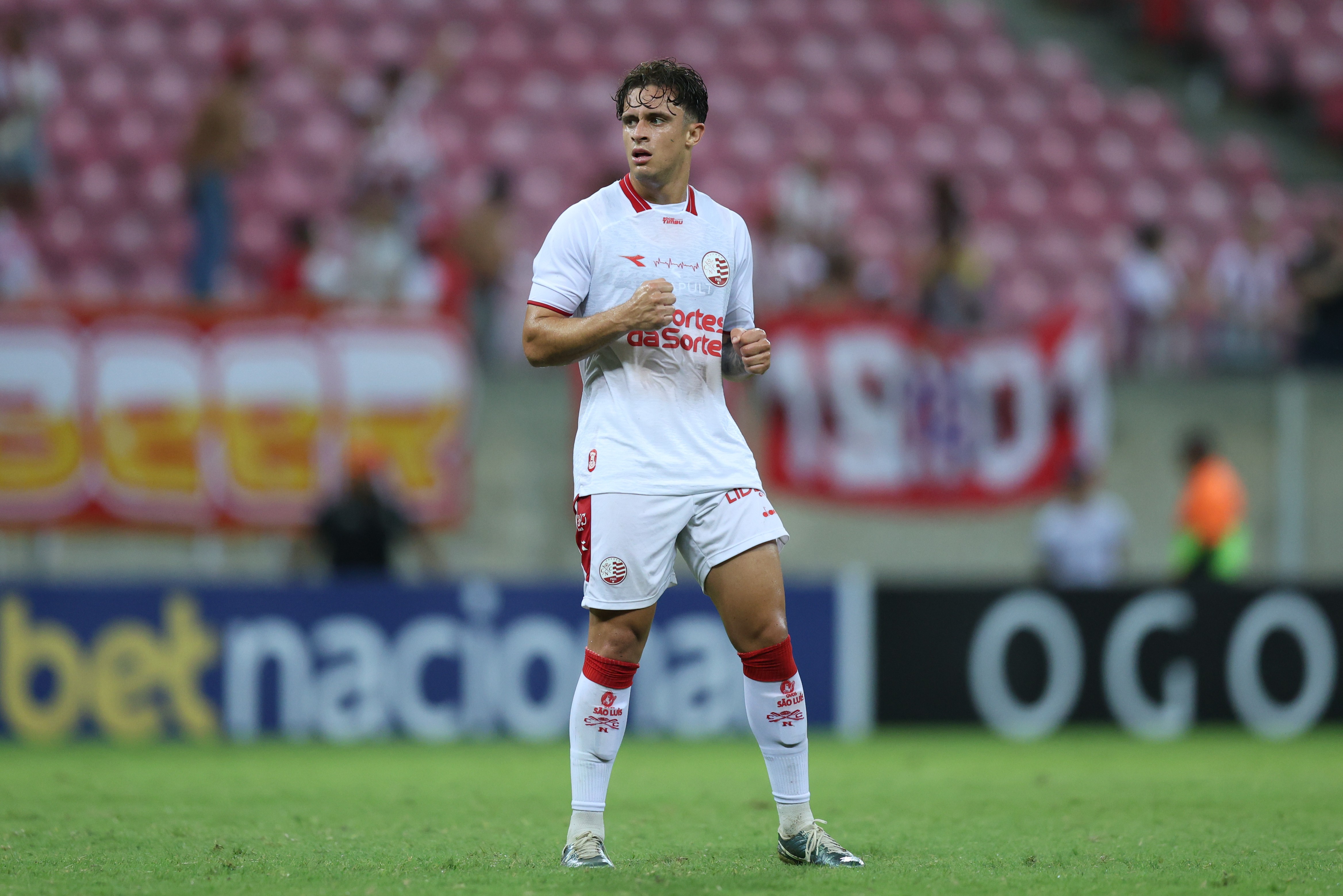 Felipe Saraiva encerra vínculo com o Maringá | Ge