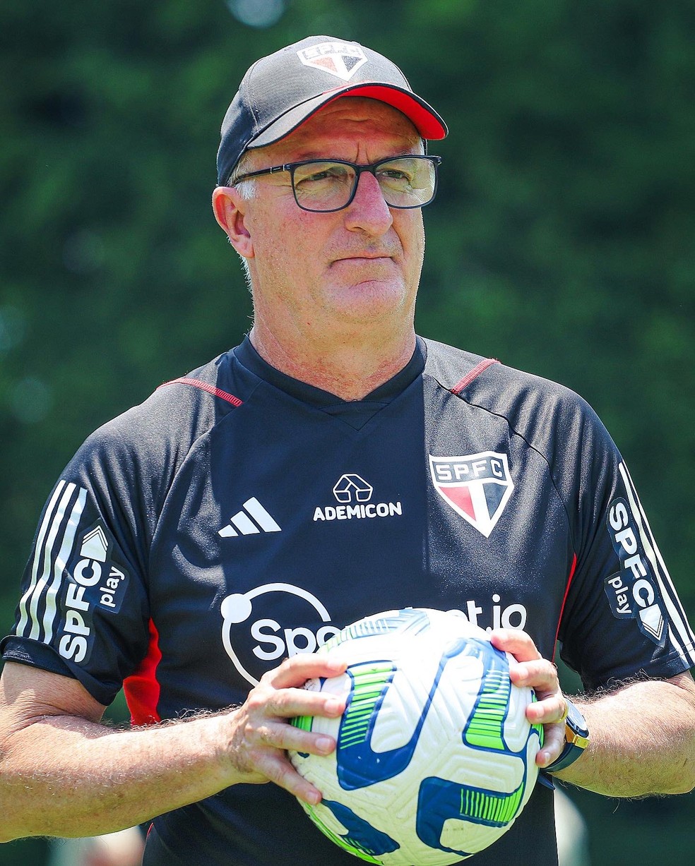 Dorival Júnior em treino do São Paulo — Foto: Divulgação