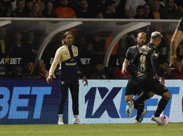 INACREDITÁVEL! Zubeldía classifica gol sofrido como acidente e promete disputa acirrada na Libertadores!