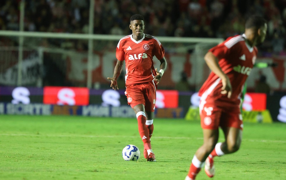 Vit�o zagueiro Inter � Foto: Ricardo Duarte/Divulga��o, Internacional