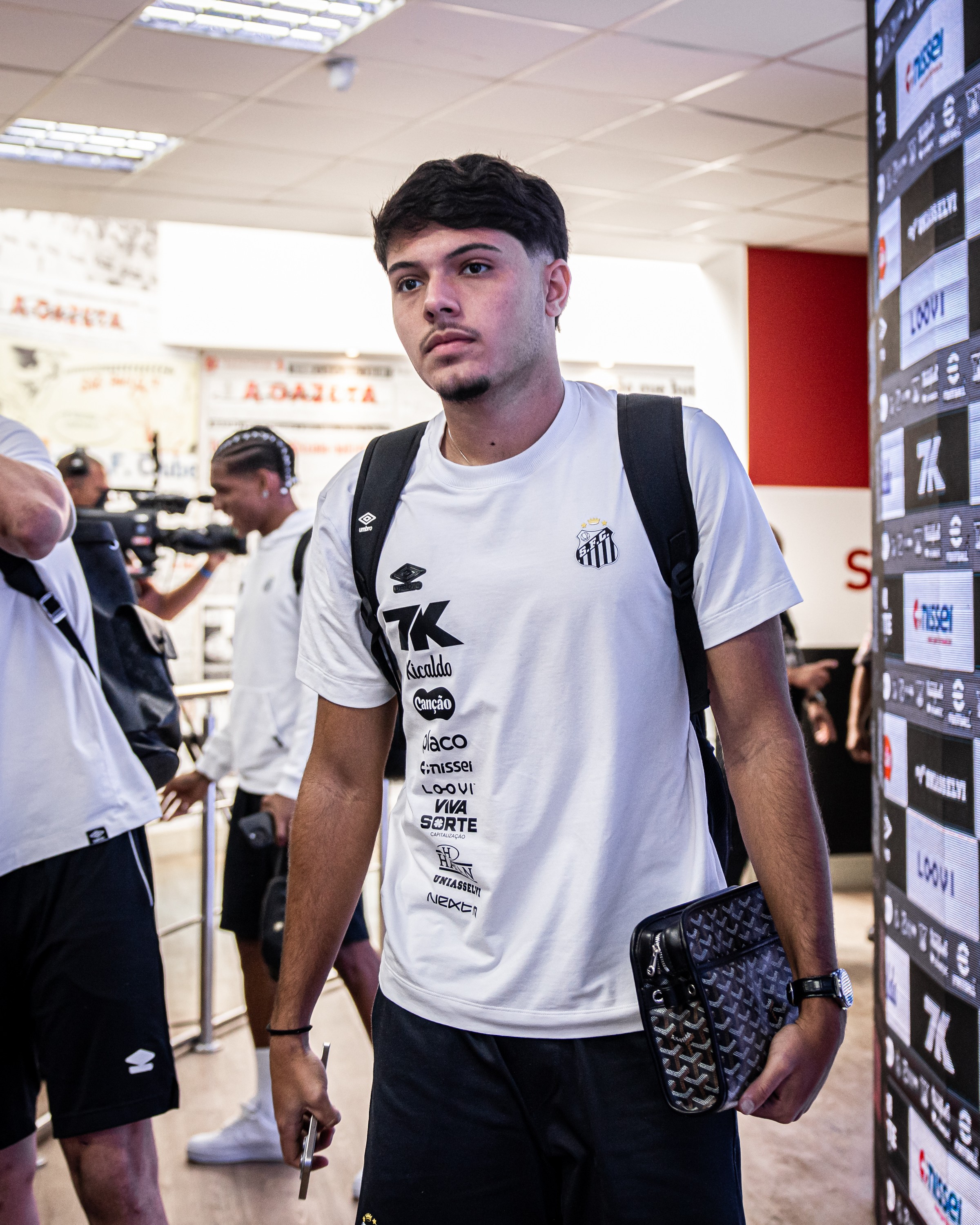 Santos encaminha a venda de Luca Meirelles para o Shakhtar Donetsk