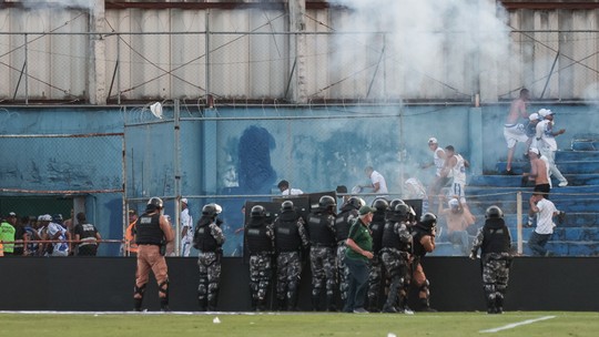 Vila Capanema tem liberação suspensa após briga em Coritiba x Cruzeiro - Foto: (Robson Mafra/AGIF)
